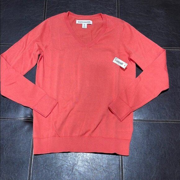 Amazon Essentials Womens Lightweight V-Neck Sweater - Picture 2 of 6